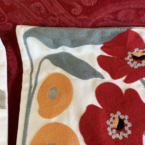 Pack of 2 Embroidered Decorative Throw Pillow Cover 18x18 Inch Romantic Flower - Picture 8 of 16